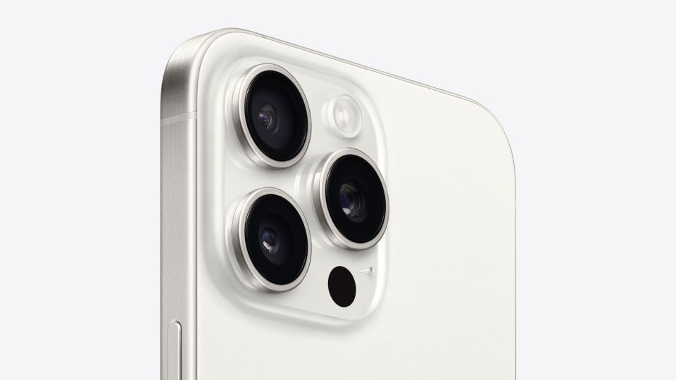 Apple iPhone 15 Pro Max 10