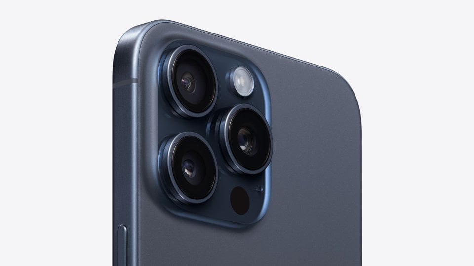 Apple iPhone 15 Pro Max 7