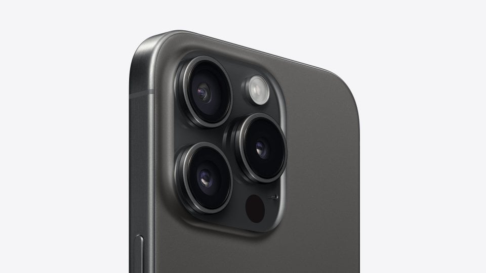 Apple iPhone 15 Pro 3