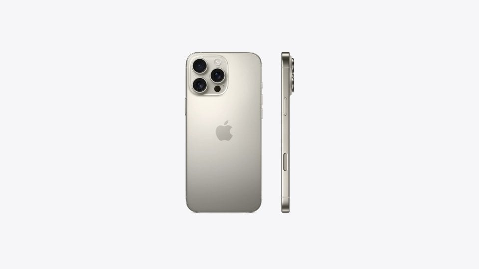 Apple iPhone 16 Pro Max 7