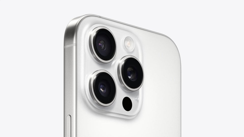Apple iPhone 16 Pro 7