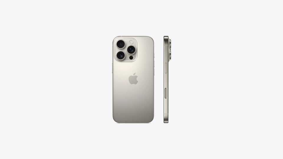 Apple iPhone 16 Pro 9