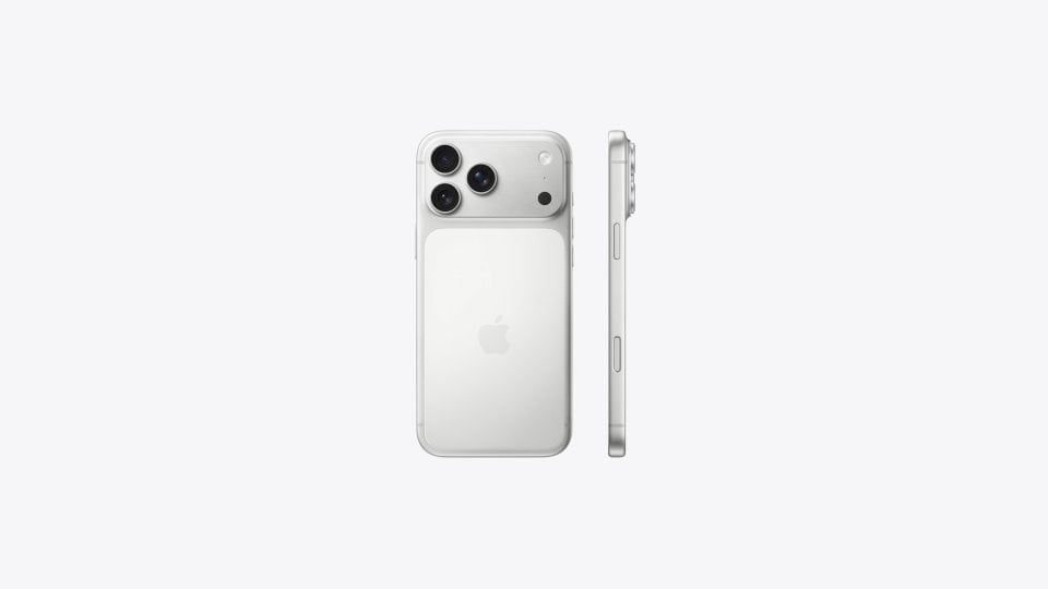 Apple iPhone 17 Pro Max 9