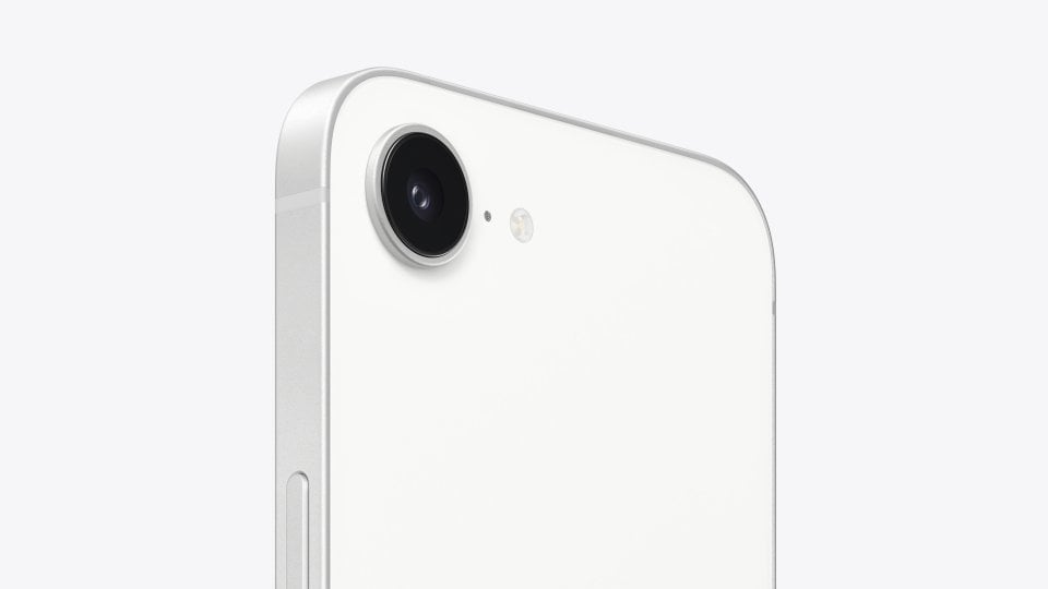 Apple iPhone 17e 12