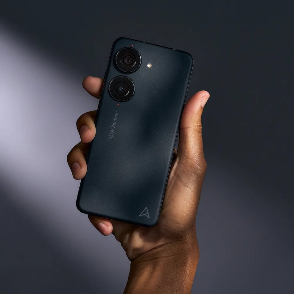 Asus Zenfone 10 5