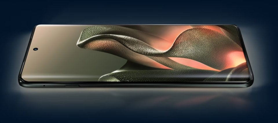 Motorola Edge (2025) 2