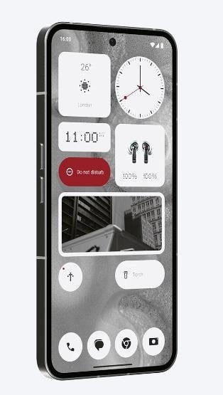 Nothing Phone (2) 11