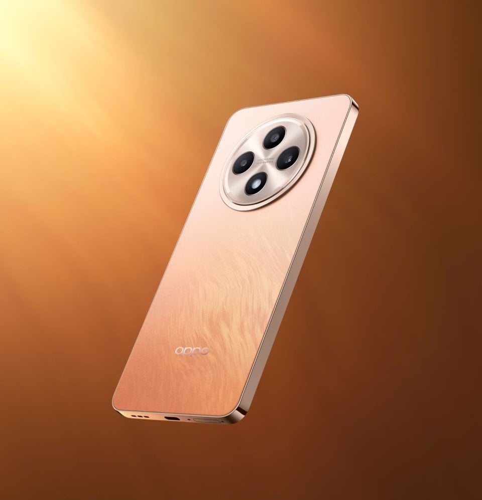 Oppo Reno12 F 4