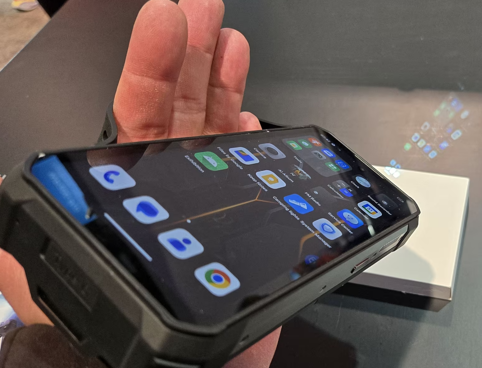 Oukitel WP100 4