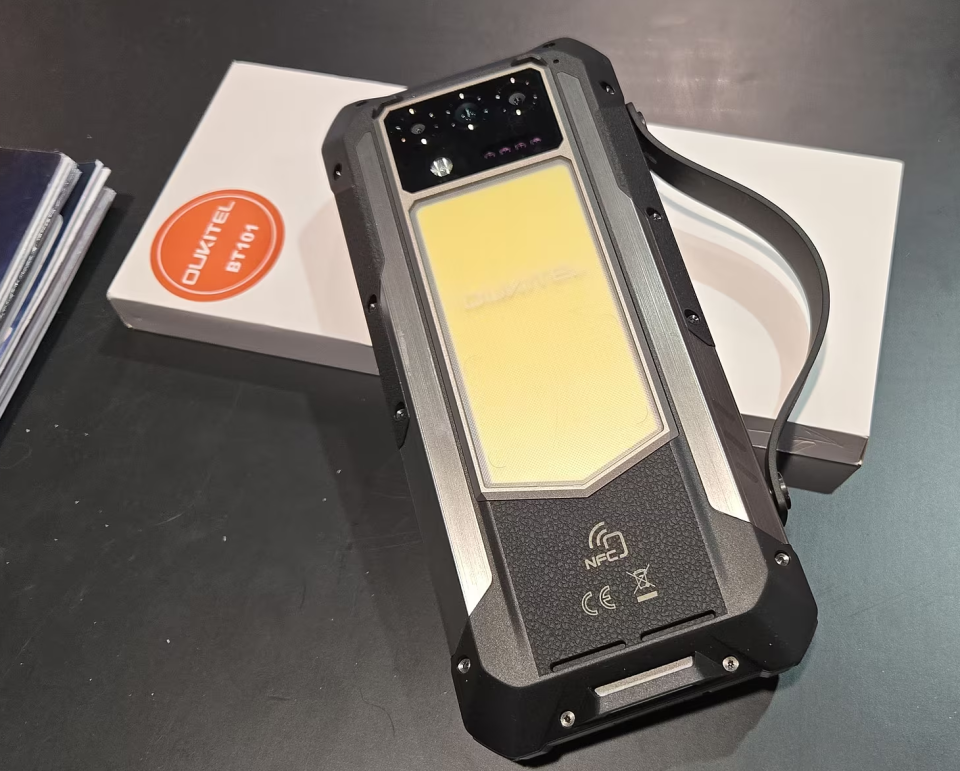 Oukitel WP100 9