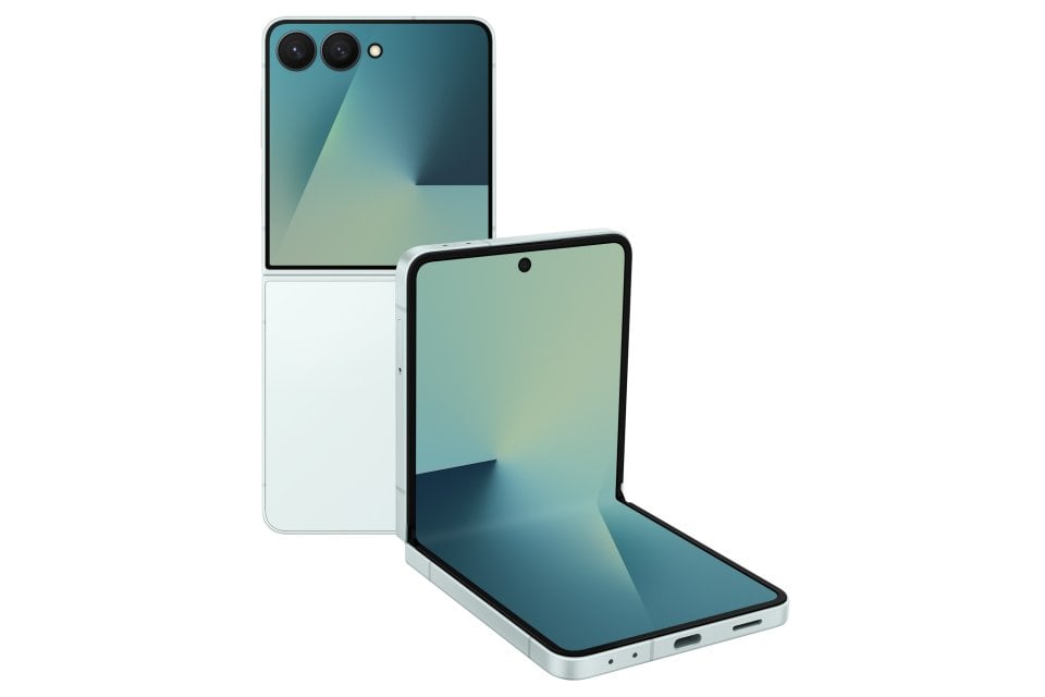 Samsung Galaxy Z Flip7 6