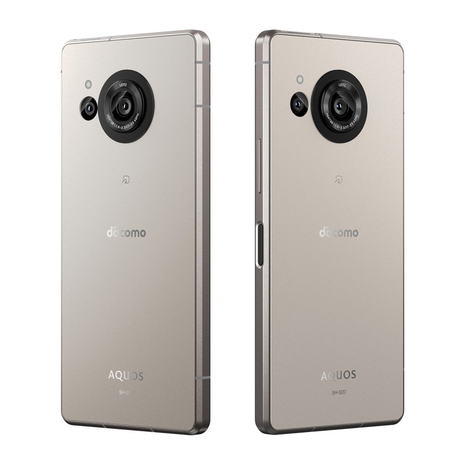 Sharp Aquos R8 4