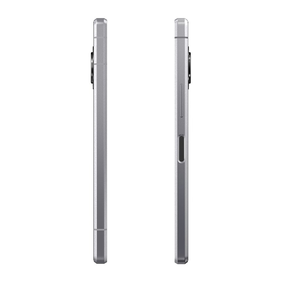 Sharp Aquos R8 6