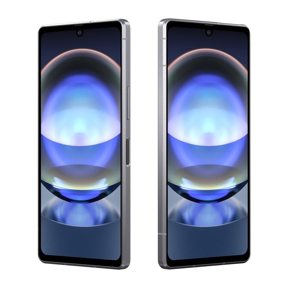 Sharp Aquos R8 9
