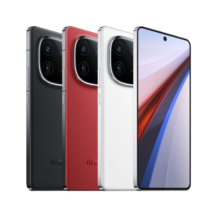 Vivo iQOO 12 4