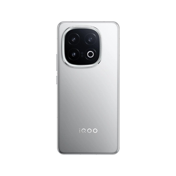Vivo iQOO 13 11