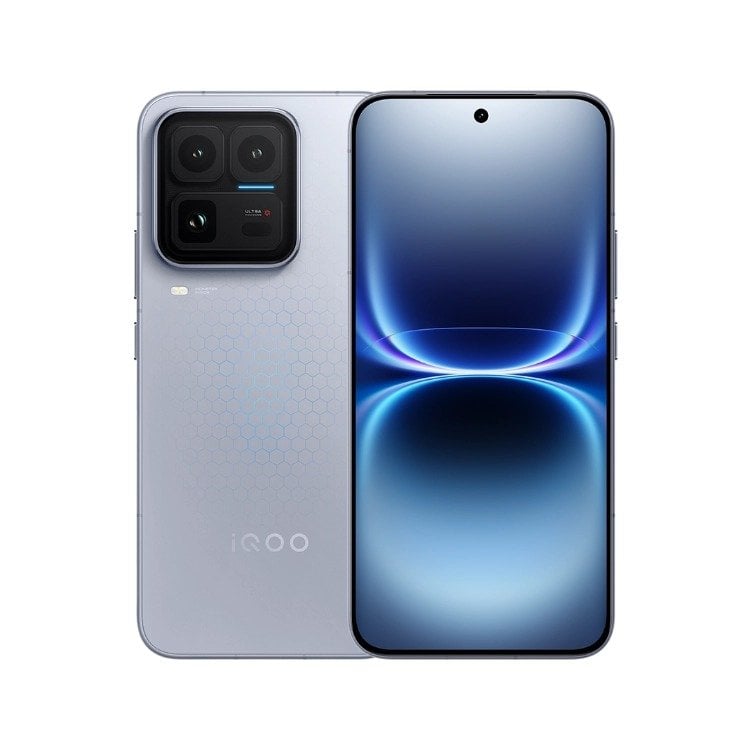 Vivo iQOO 15 Ultra 6