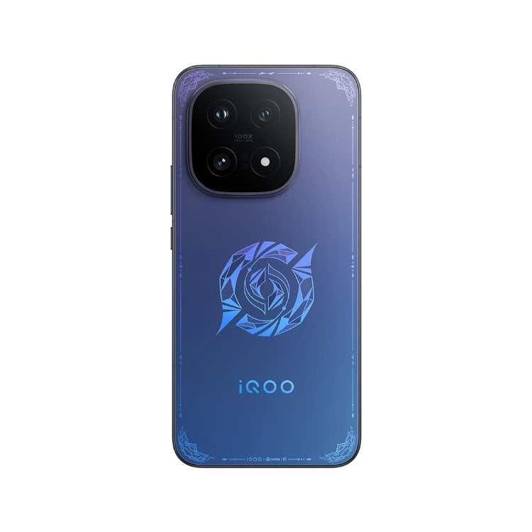 Vivo iQOO 15 3