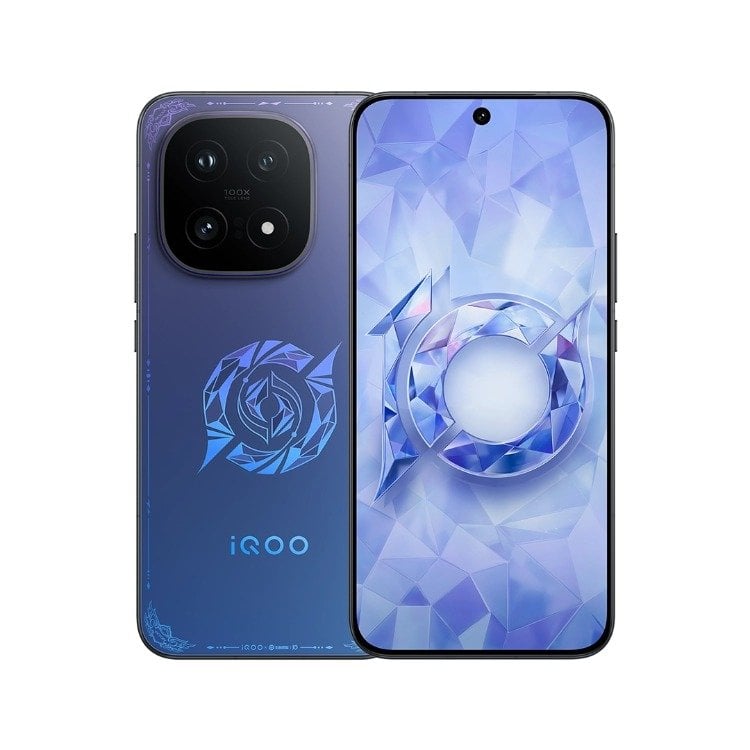 Vivo iQOO 15 7