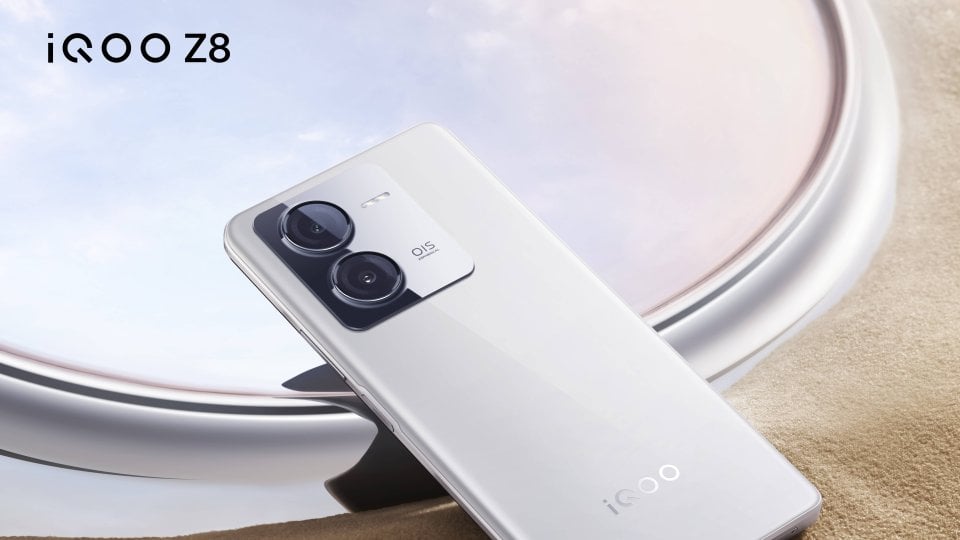 Vivo iQOO Z8 3