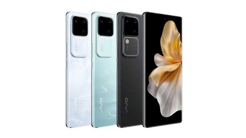 Vivo V30 3
