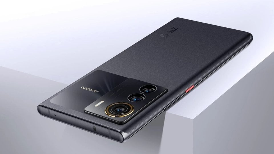 ZTE Axon 50 Ultra 3