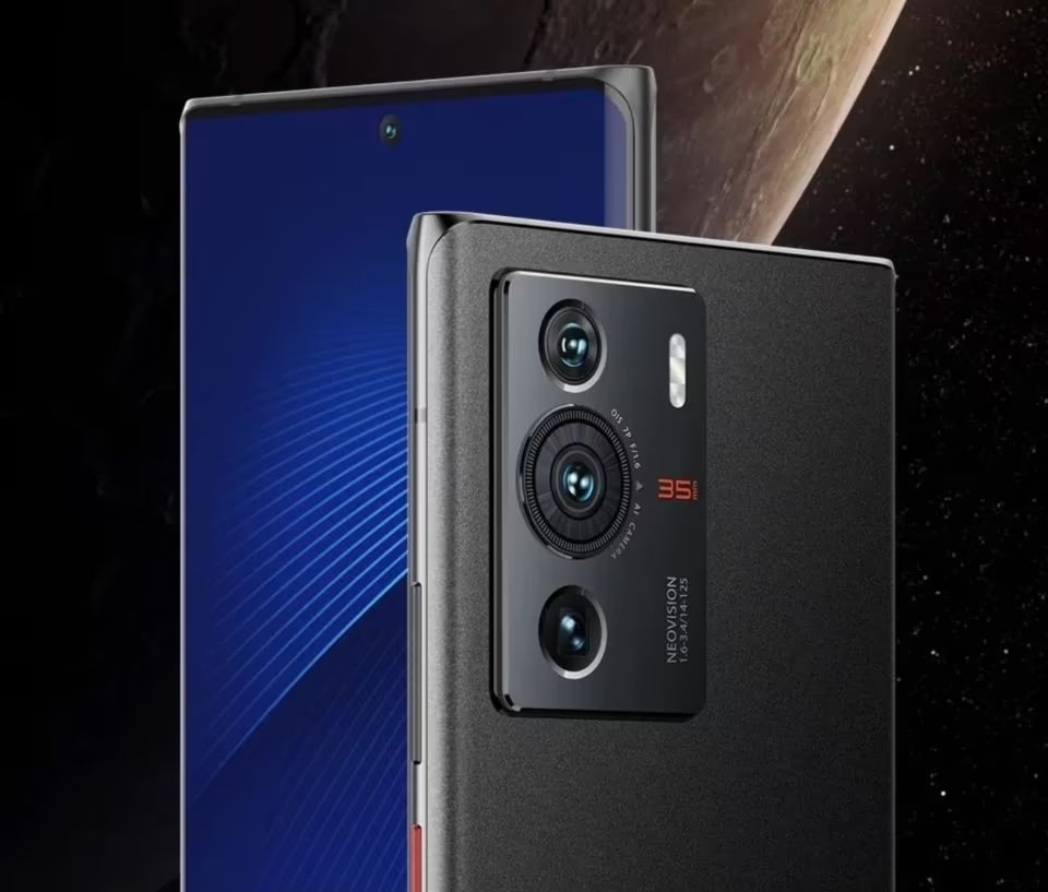 ZTE Axon A41 Ultra 2