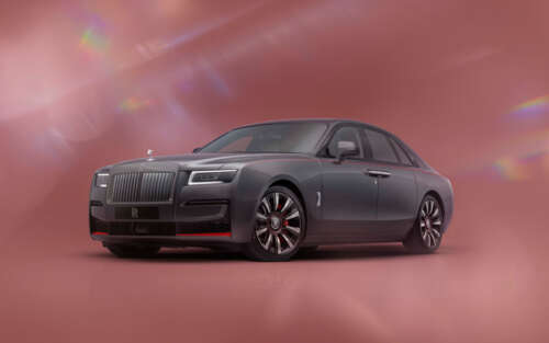 A luxurious and polished Rolls-Royce Ghost showcasing premium automotive design. 7680x4800 hd background