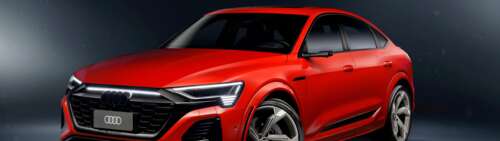 A high-performance Audi SQ8 luxury SUV featuring a modern and aerodynamic design. Dual UHD wallpaper for pc download