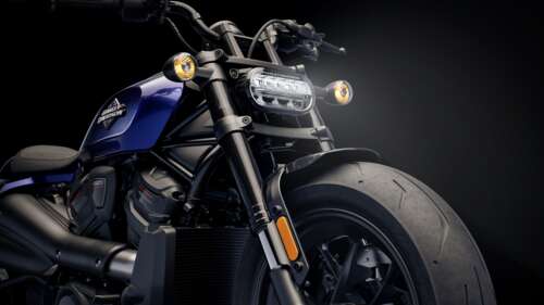 High-resolution 5K image of a 2025 Harley-Davidson Sportster S cruiser motorcycle... background images hd