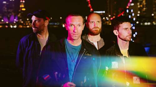 A 5K high-quality group portrait of the rock band Coldplay including Chris Martin,... free desktop wallpaper