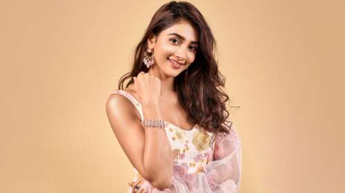 A highly detailed portrait of the beautiful Indian actress Pooja Hegde. free hd wallpapers