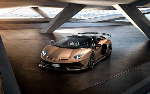 A luxury brown Lamborghini Aventador SVJ supercar featuring aerodynamic bodywork. 7680x4800 ps4 wallpaper