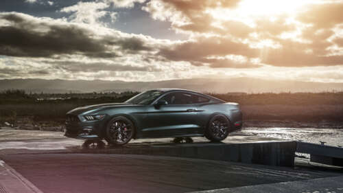 A high-performance Ford Mustang GT muscle car featuring classic automotive styling. 4K (Ultra HD) free desktop wallpaper