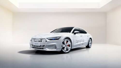 A high-resolution shot of a white 2025 Audi A7L 55 TFSI quattro sedan featuring a... free wallpaper for computer