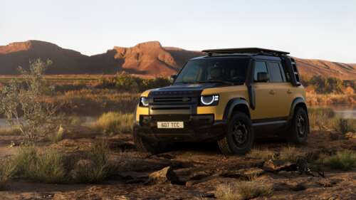 A highly detailed, 8K resolution close-up of a modern 2025 Land Rover Defender 110... 4K (Ultra HD) hd background