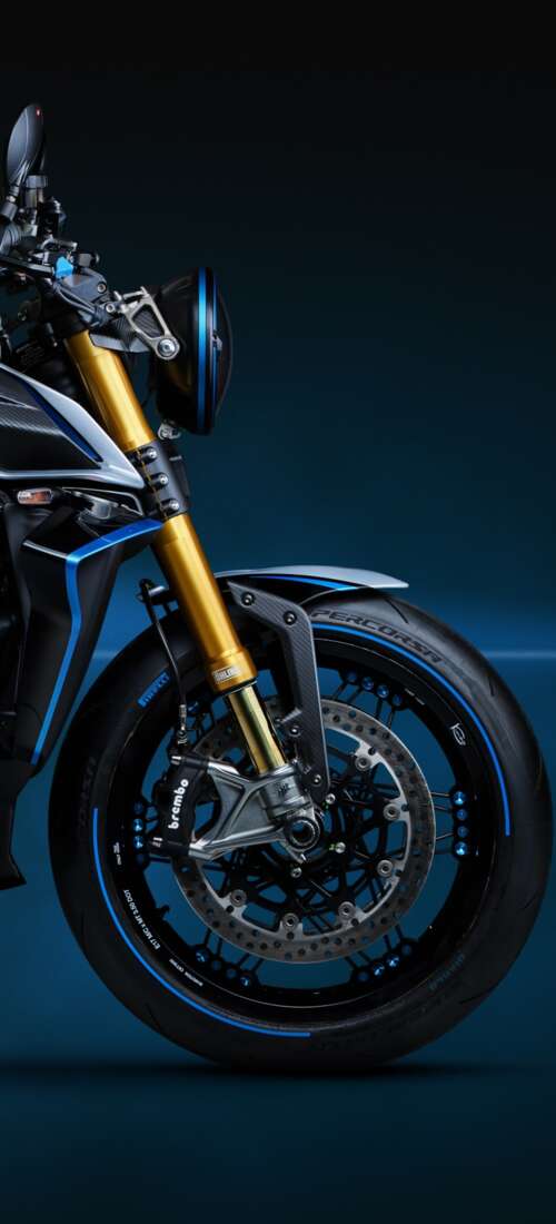 A highly detailed, close-up view of the MV Agusta Rush Titanio naked motorcycle featuring... Huawei Pura 80 hand phone wallpaper