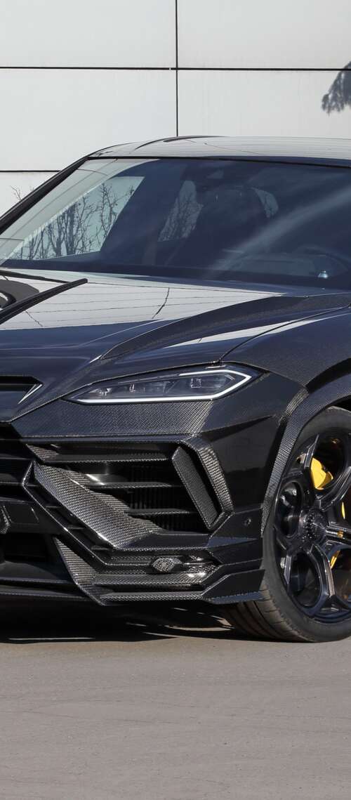 A highly detailed 5K close-up of a customized Lamborghini Urus SE featuring TopCar... Blackview XPLORE 1 Pro free background images