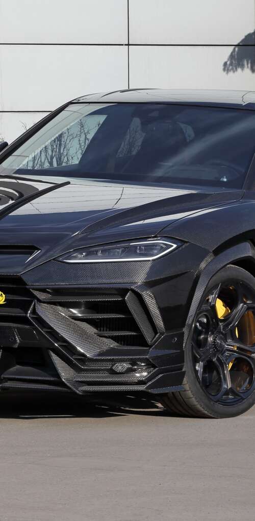 A highly detailed 5K close-up of a customized Lamborghini Urus SE featuring TopCar... Huawei Mate 30 Pro free background images