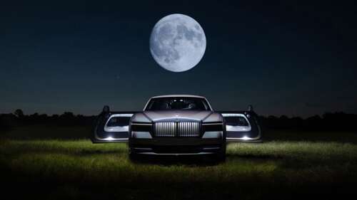 A high-resolution, ultra-detailed view of the 2024 Rolls-Royce Spectre electric luxury... wallpaper