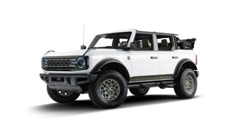 A modern 2025 Ford Bronco SUV isolated on a white background. wallpaper
