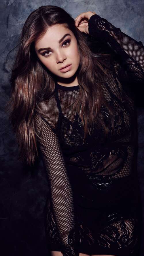 Portrait of actress Hailee Steinfeld wearing a sophisticated black dress against... cell phone backgrounds free