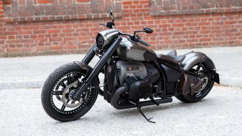 A highly detailed close-up of the BMW R 18 Liberty custom motorcycle, highlighting... wallpaper