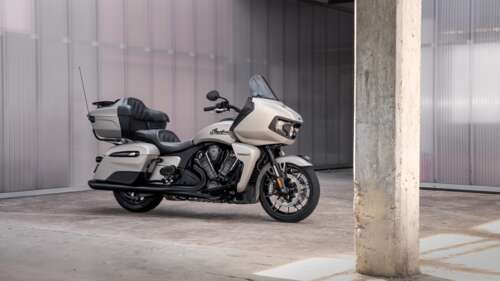 2022 Premium Touring Motorcycle