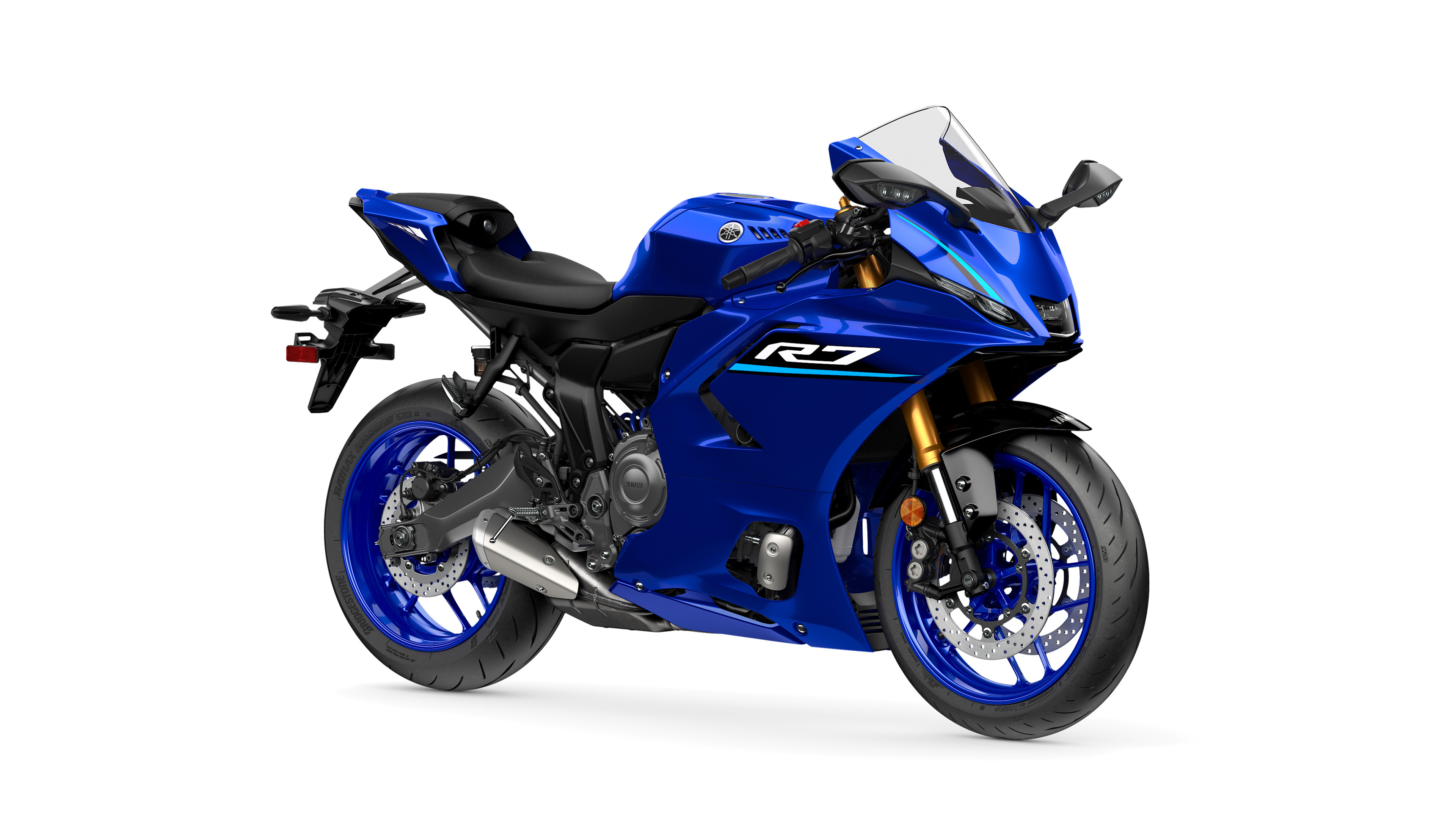 A high-resolution studio shot of the 2026 Yamaha YZF-R7 motorcycle isolated on a white background.