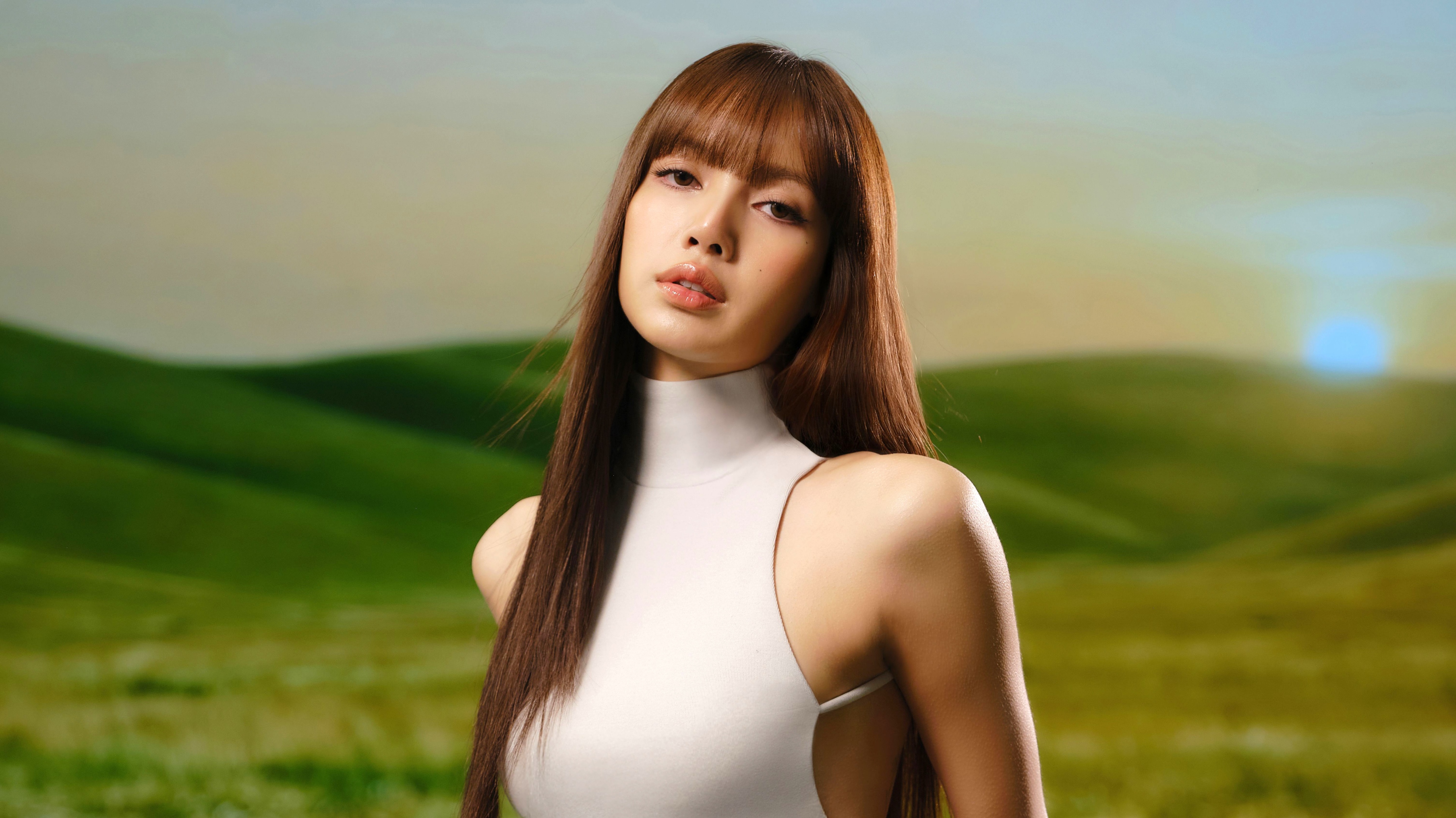 A high-quality, modern photoshoot portrait of Lisa in 5K resolution.