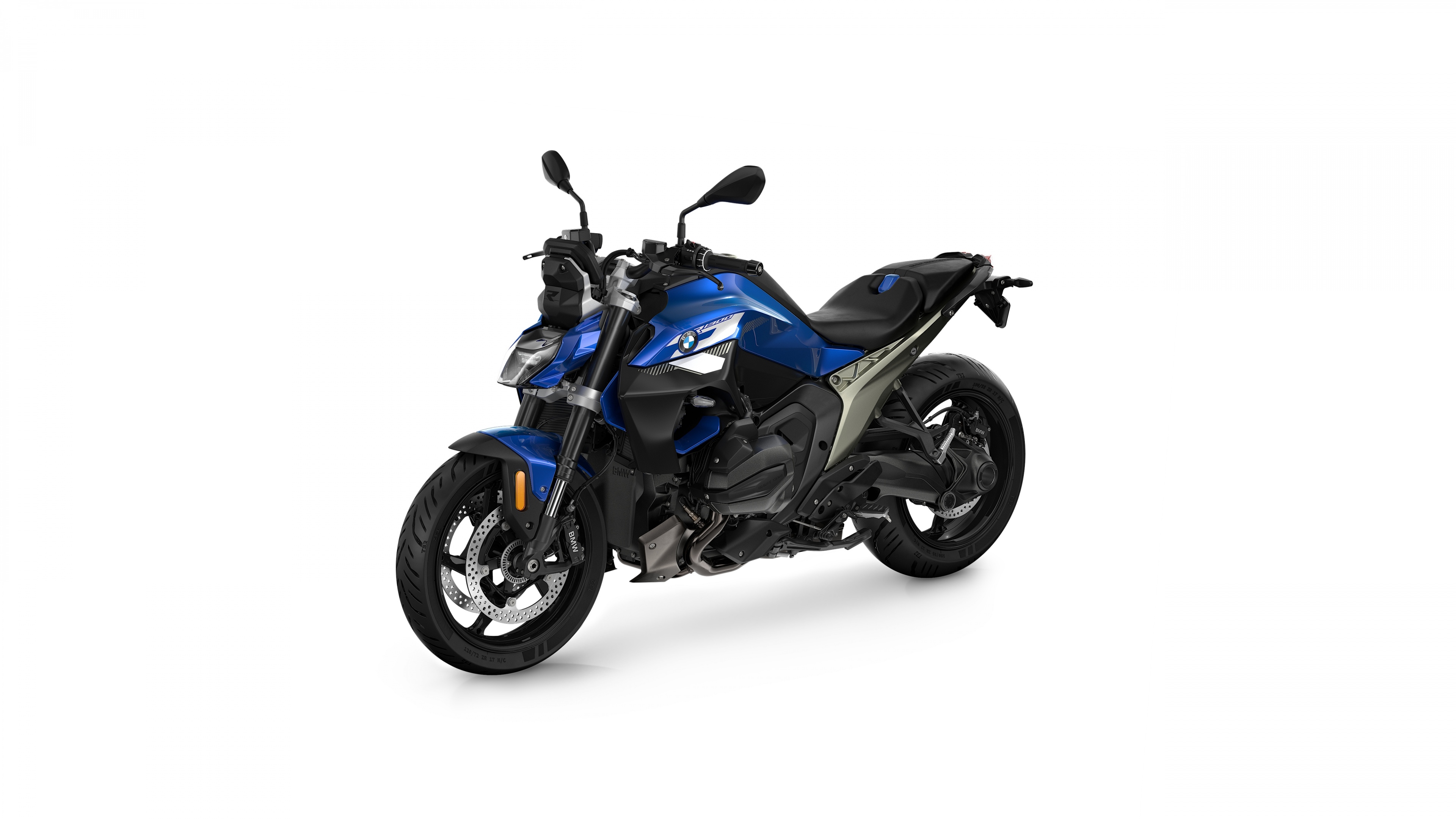 A detailed 5K view of the 2025 BMW R 1300 R sports bike isolated on a white background