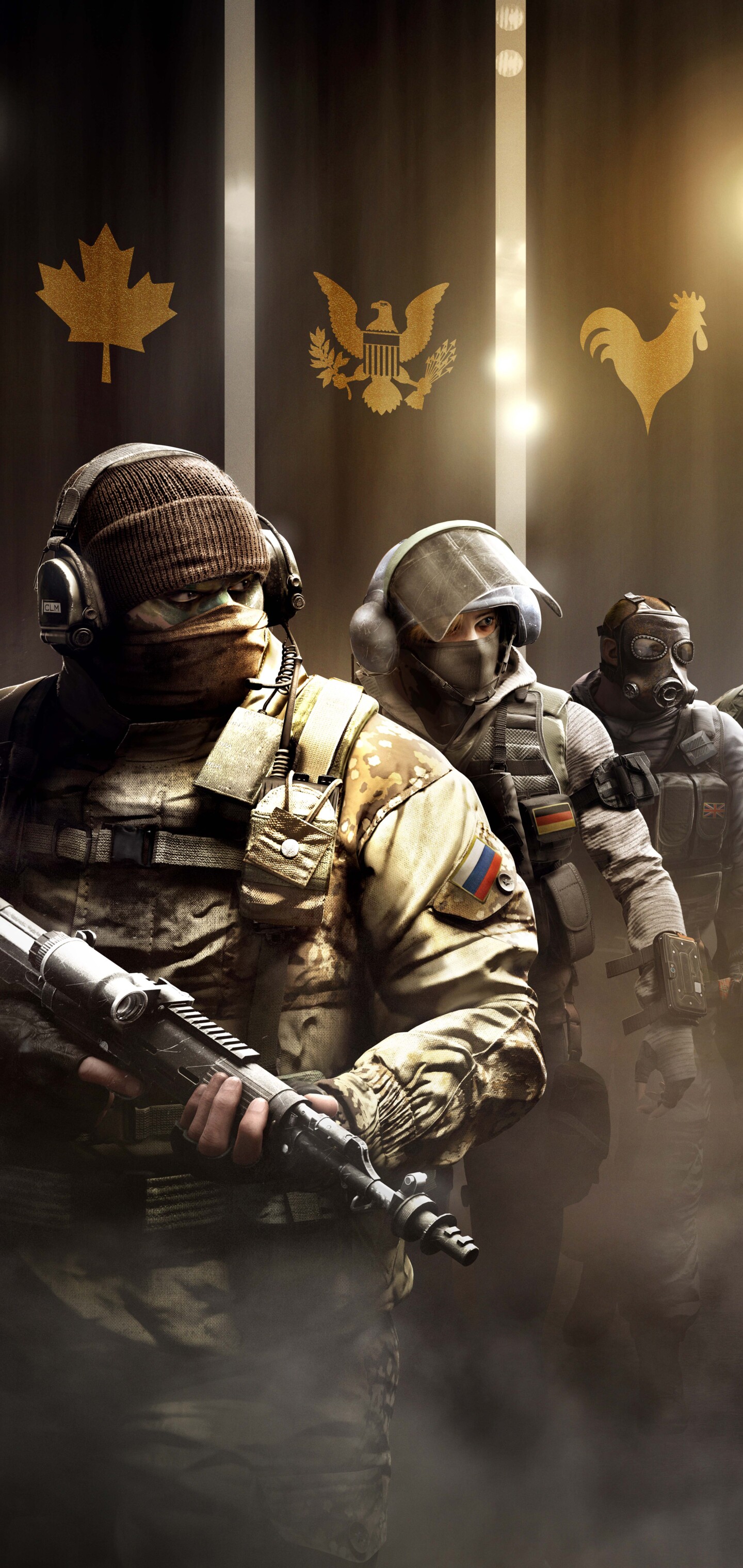 Una suggestiva inquadratura cinematografica di un operatore tattico proveniente dal gioco Tom Clancy’s Rainbow Six Siege, equipaggiato con sofisticate attrezzature e armi da combattimento.