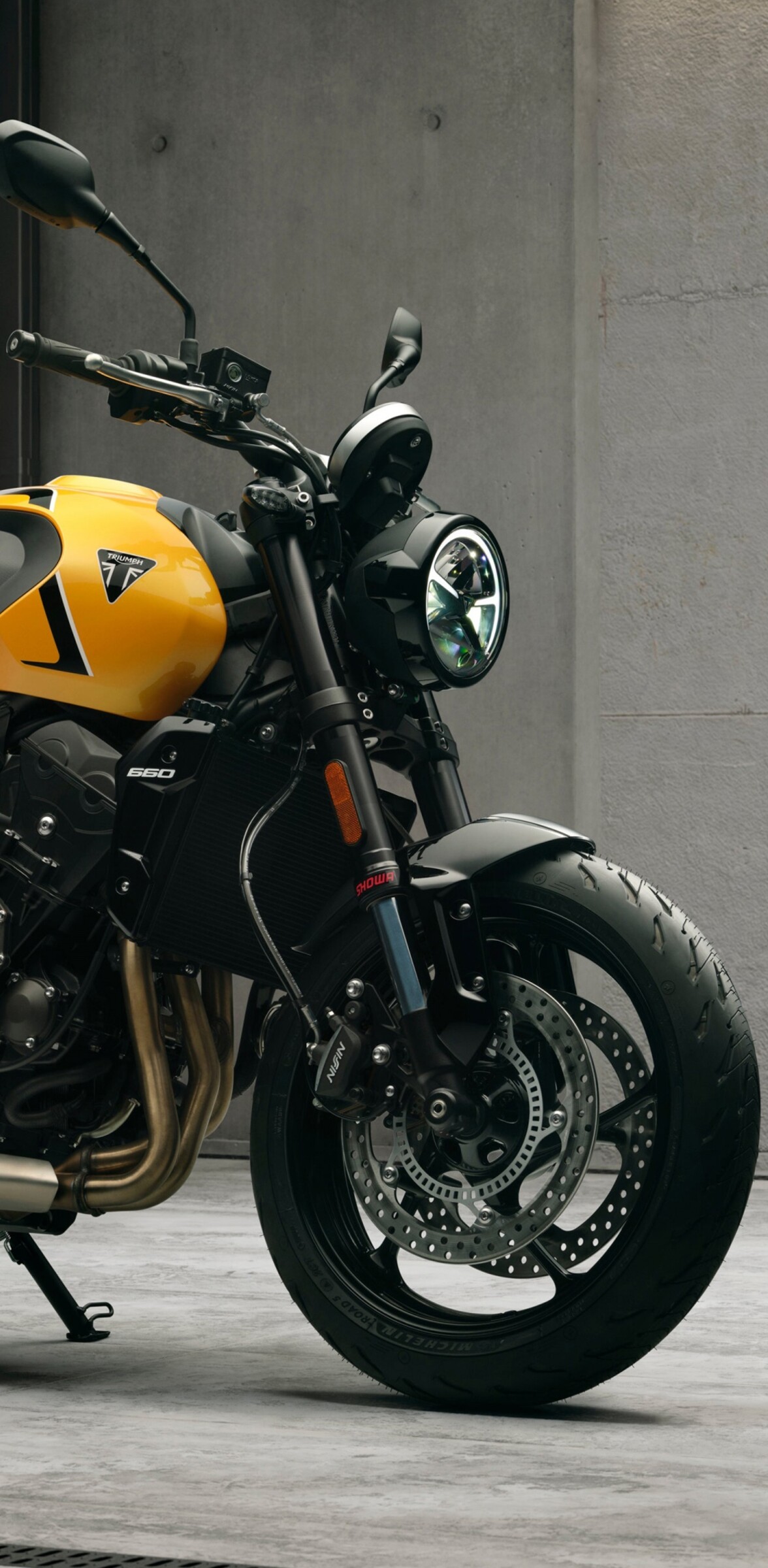 High-detail 5K render of the 2026 Triumph Trident 660 naked motorcycle featuring aggressive street styling.