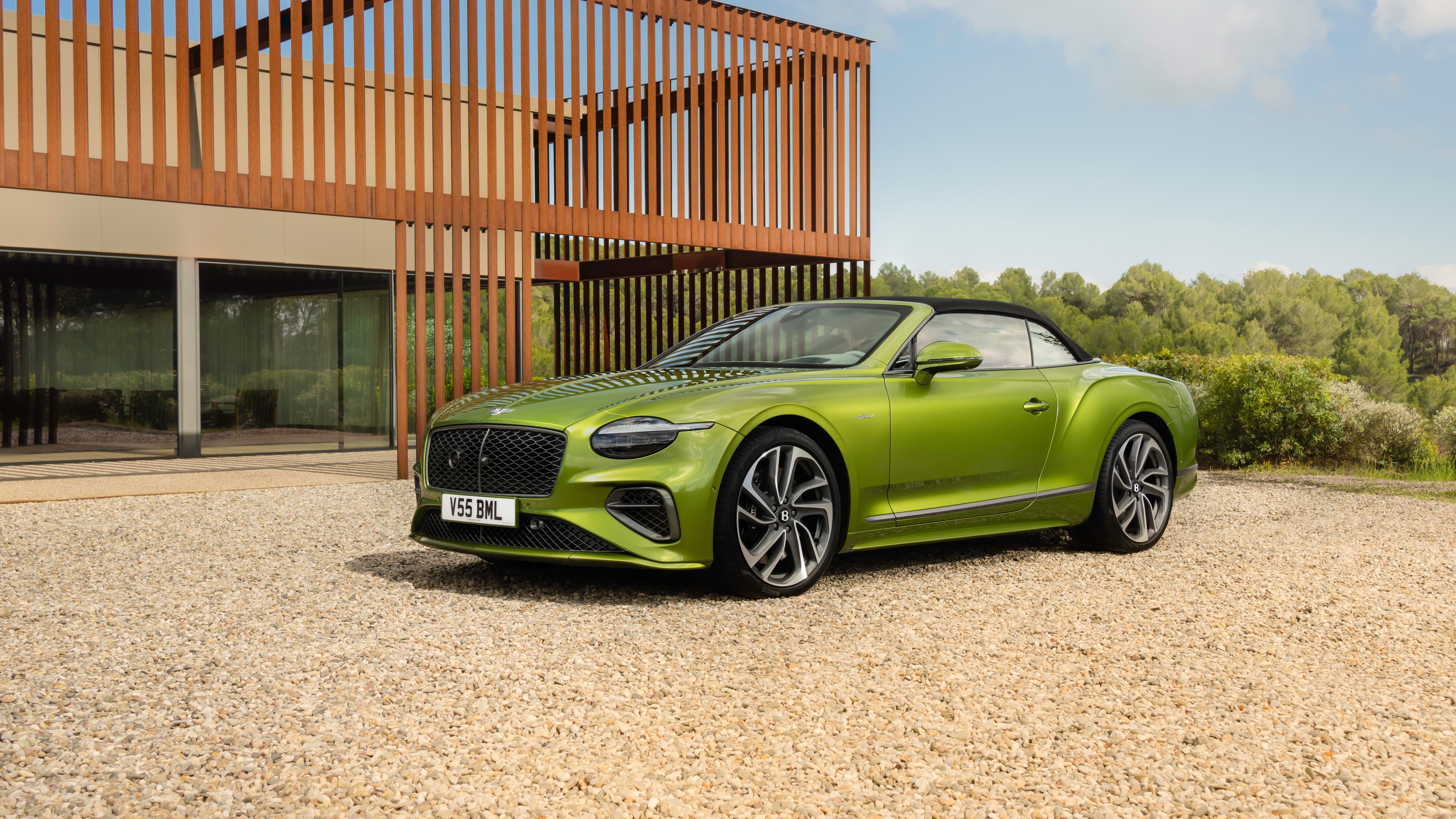 A highly detailed, high-resolution close-up of a 2024 Bentley Continental GT Speed Convertible showcasing its elegant design and luxury features.